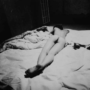 Yoko araki naked on bed